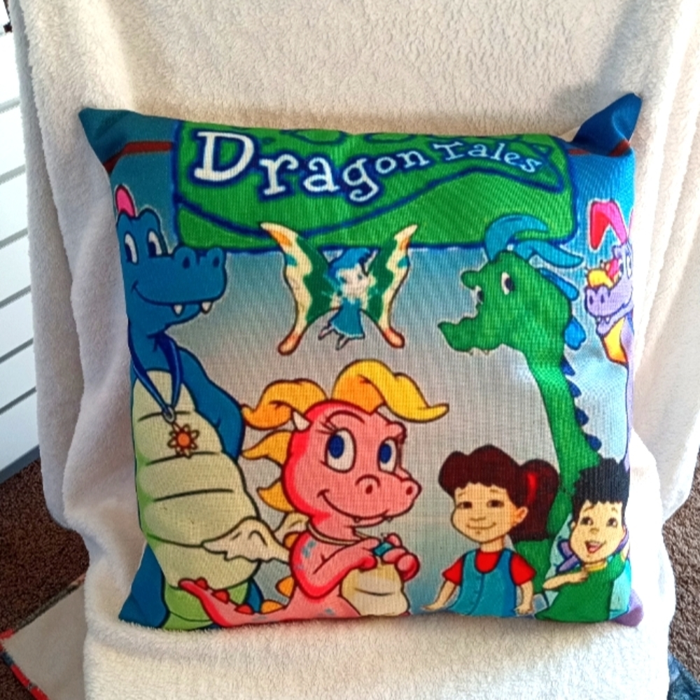 Dragontails pillow